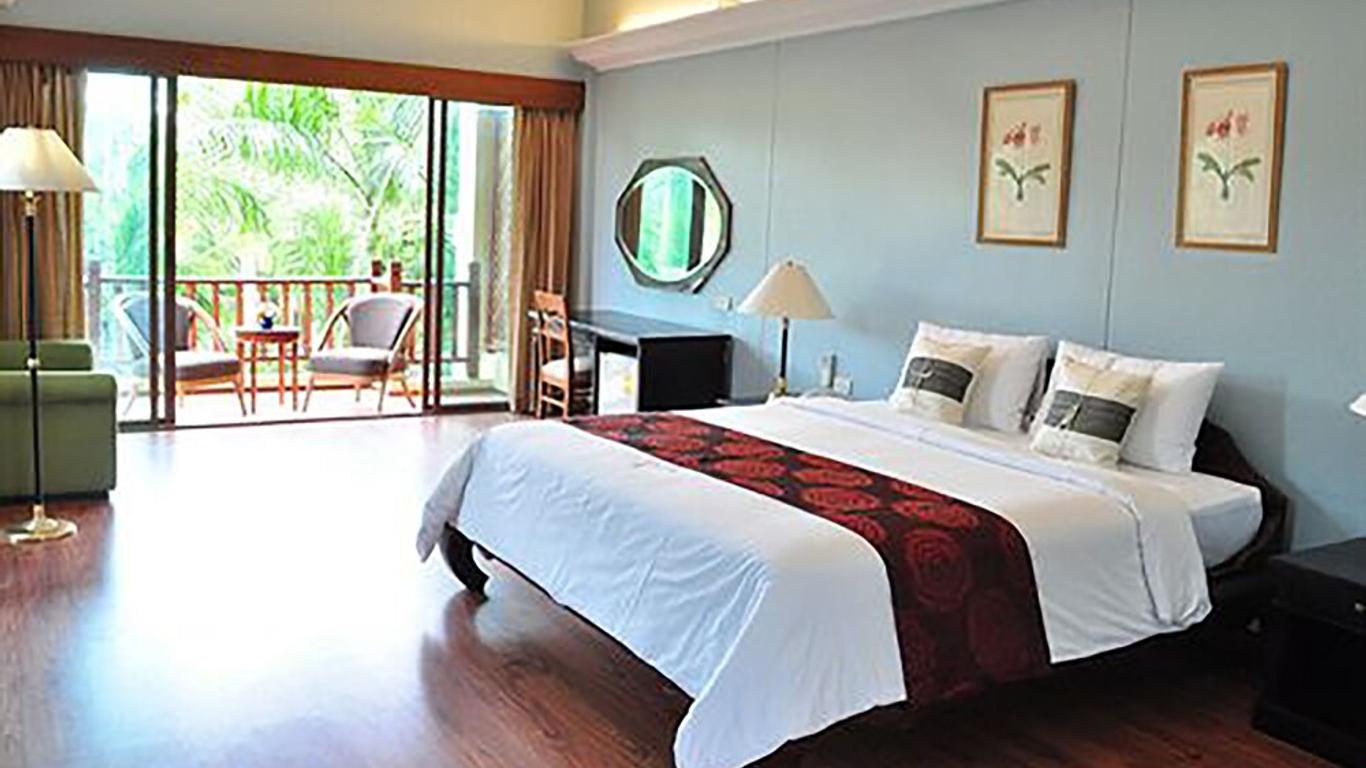 Mae Pim Resort Hotel