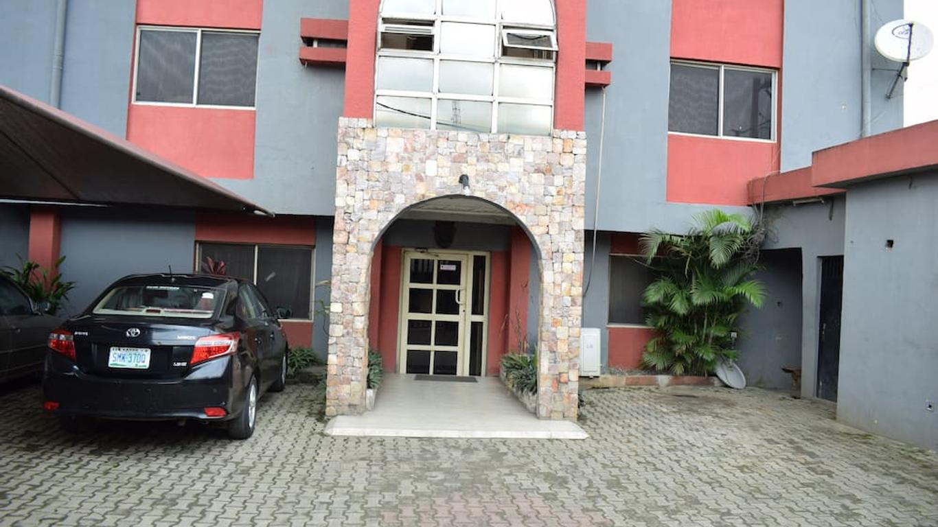 Wazobia Plaza Hotel