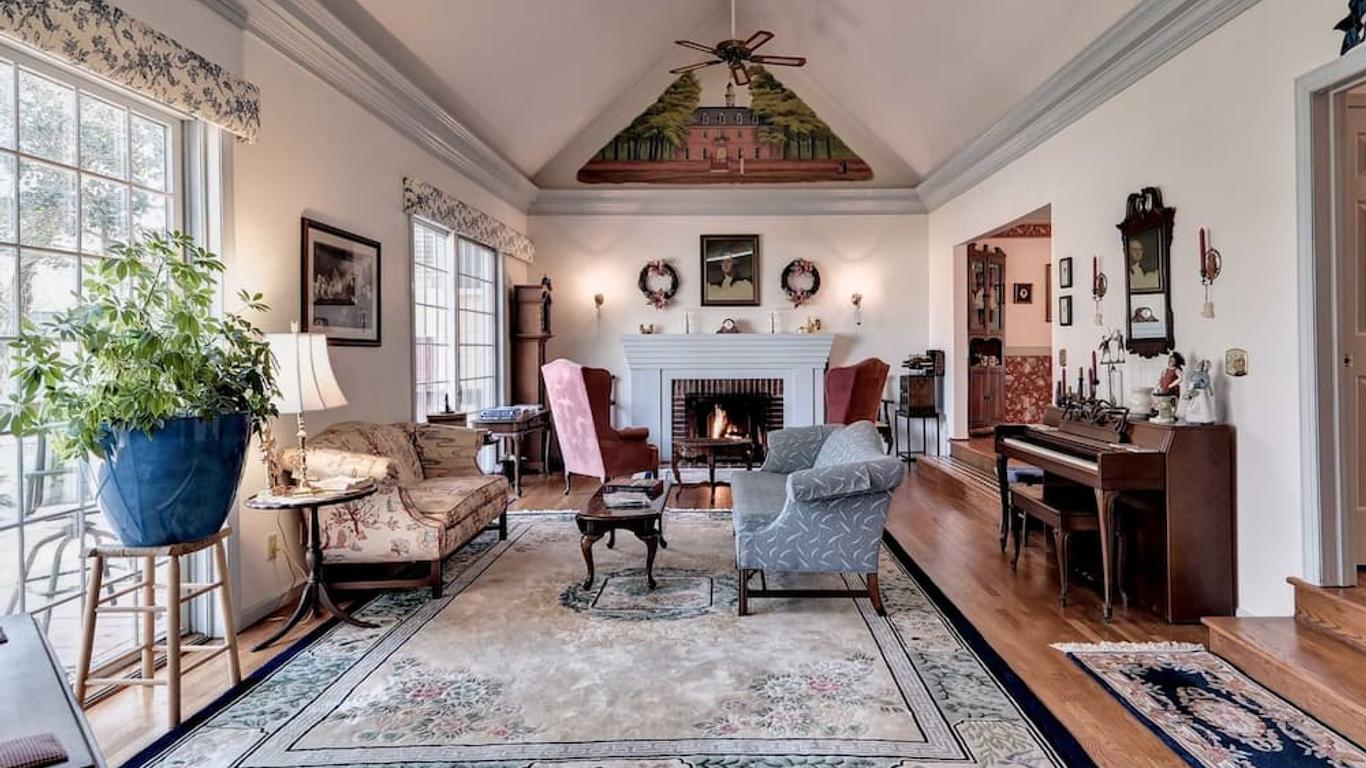 Aldrich House Bed & Breakfast