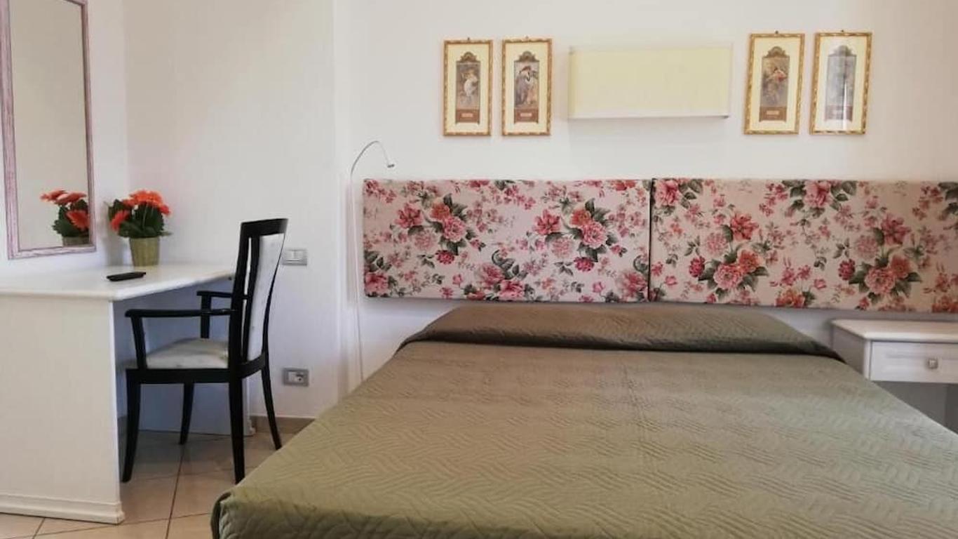 Camollia Suites Bed & Breakfast