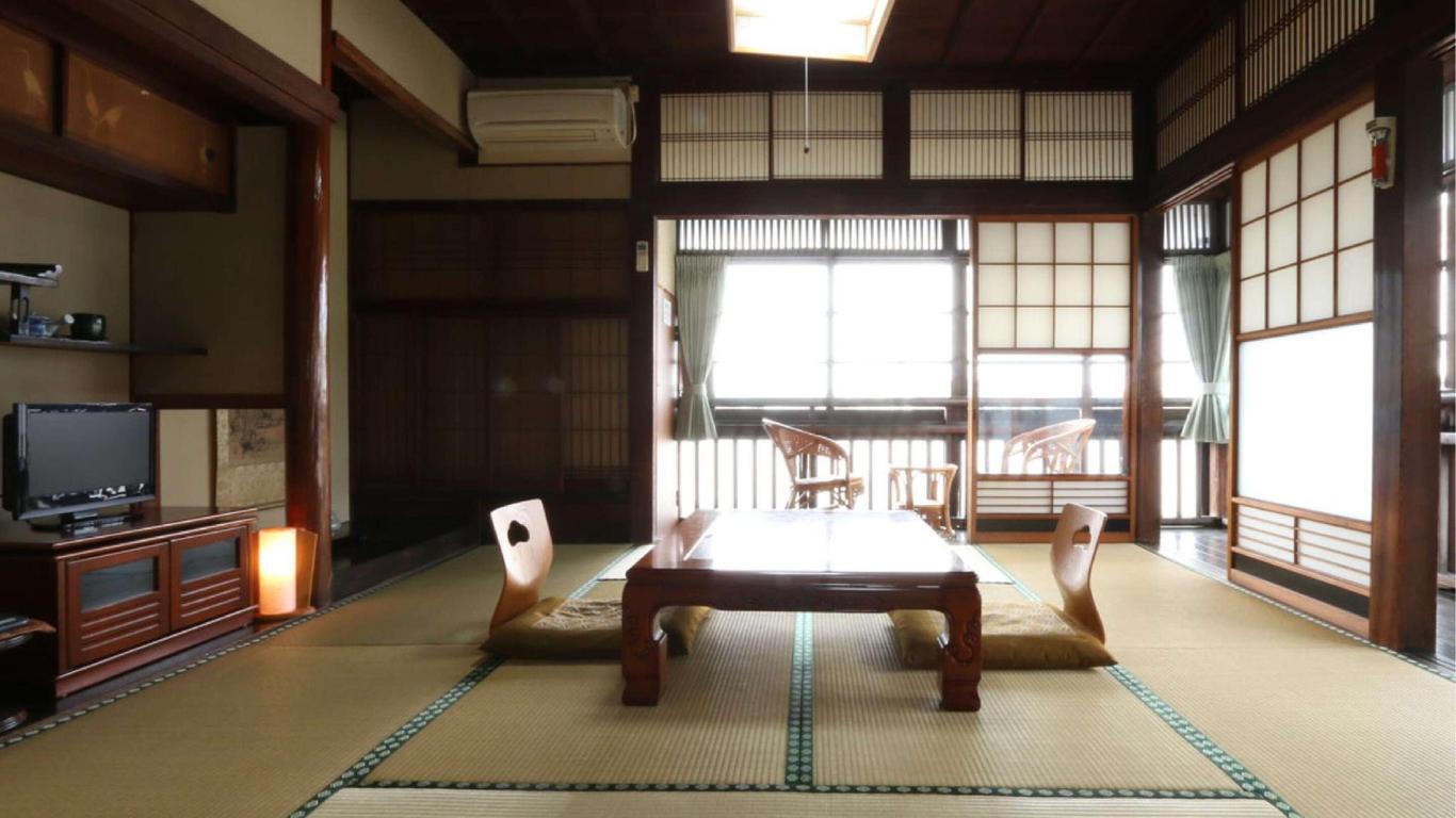 Hinagu Onsen Kinparo