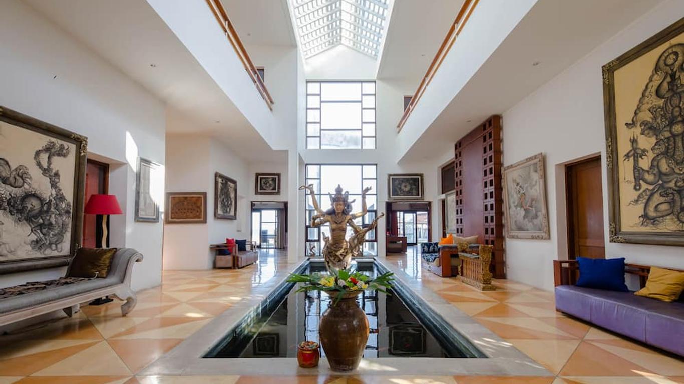 Suarti Resort Villas & Gallery