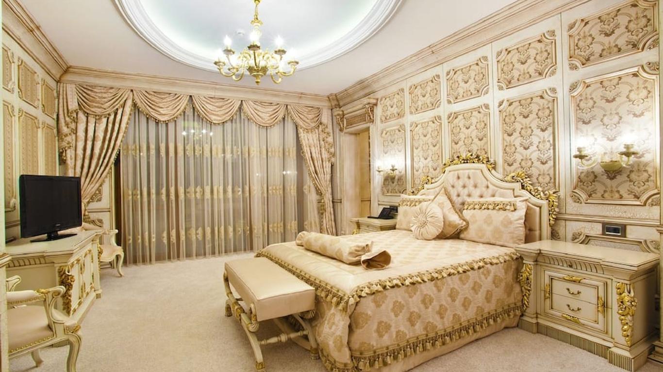 Ayan Palace Hotel