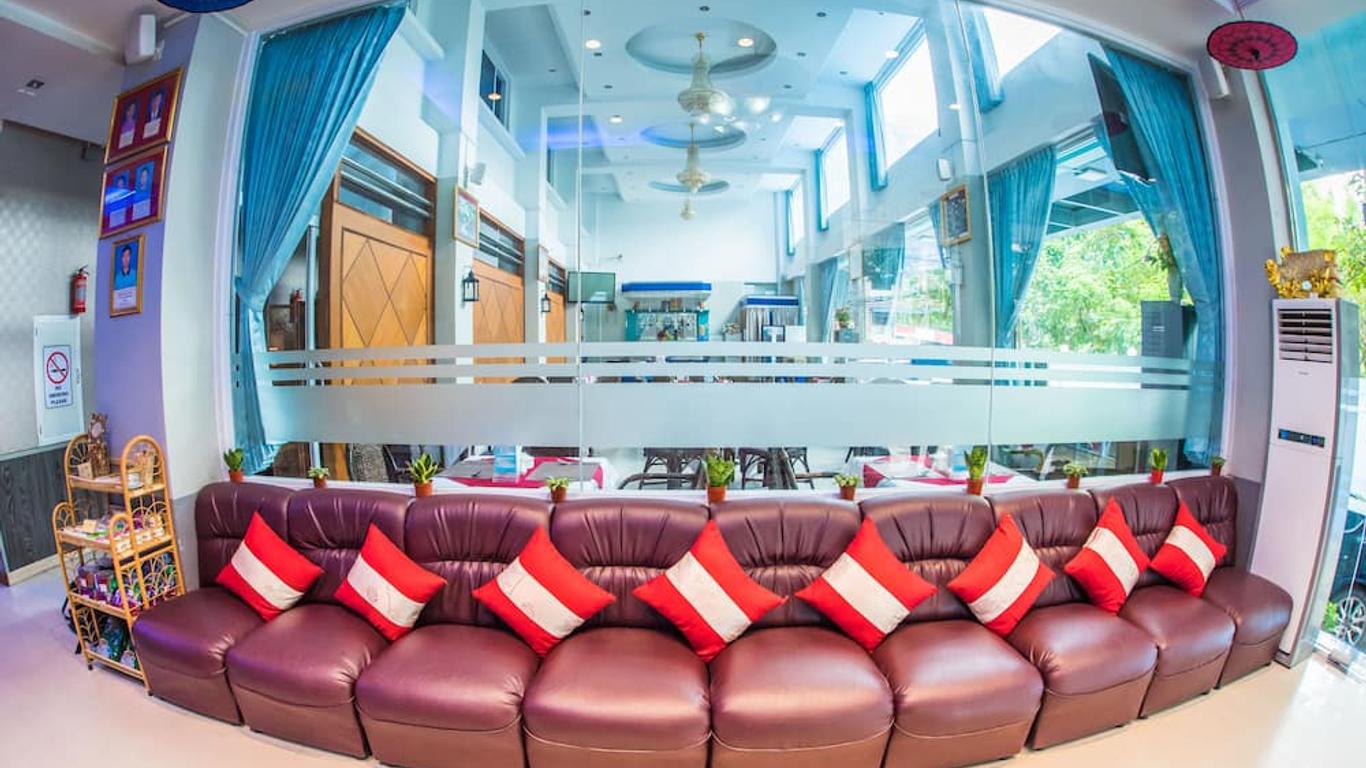 Diamond Crown Hotel