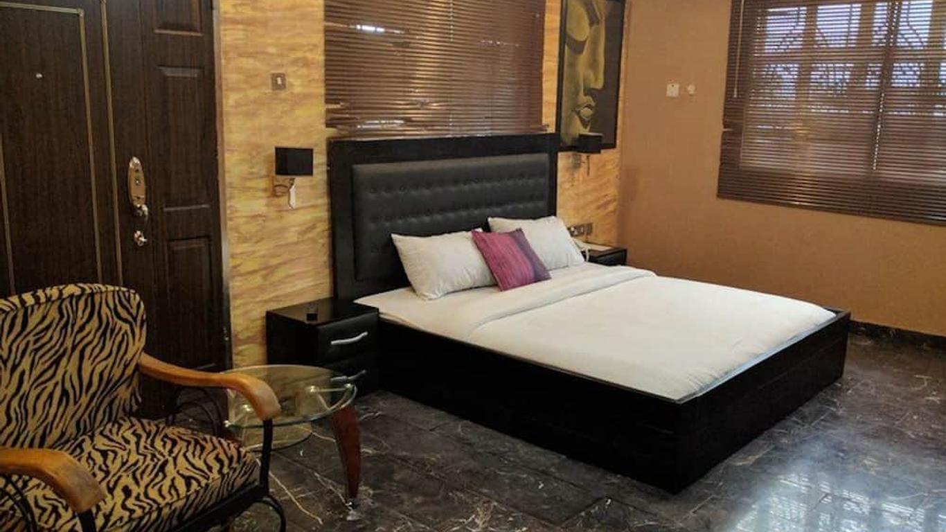 Porschester Hotel and Suite