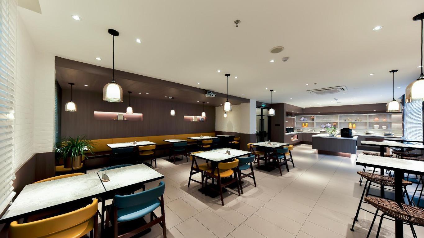 Hanting Express Shanghai Hongqiao Zhongshan West Road