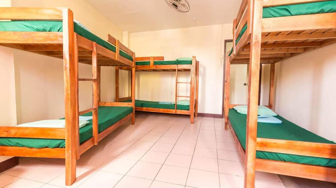 Friendly's Guesthouse