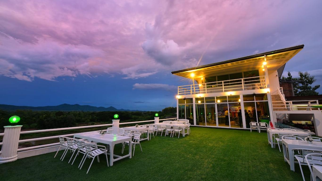 Na Loei Boutique Resort Hotel