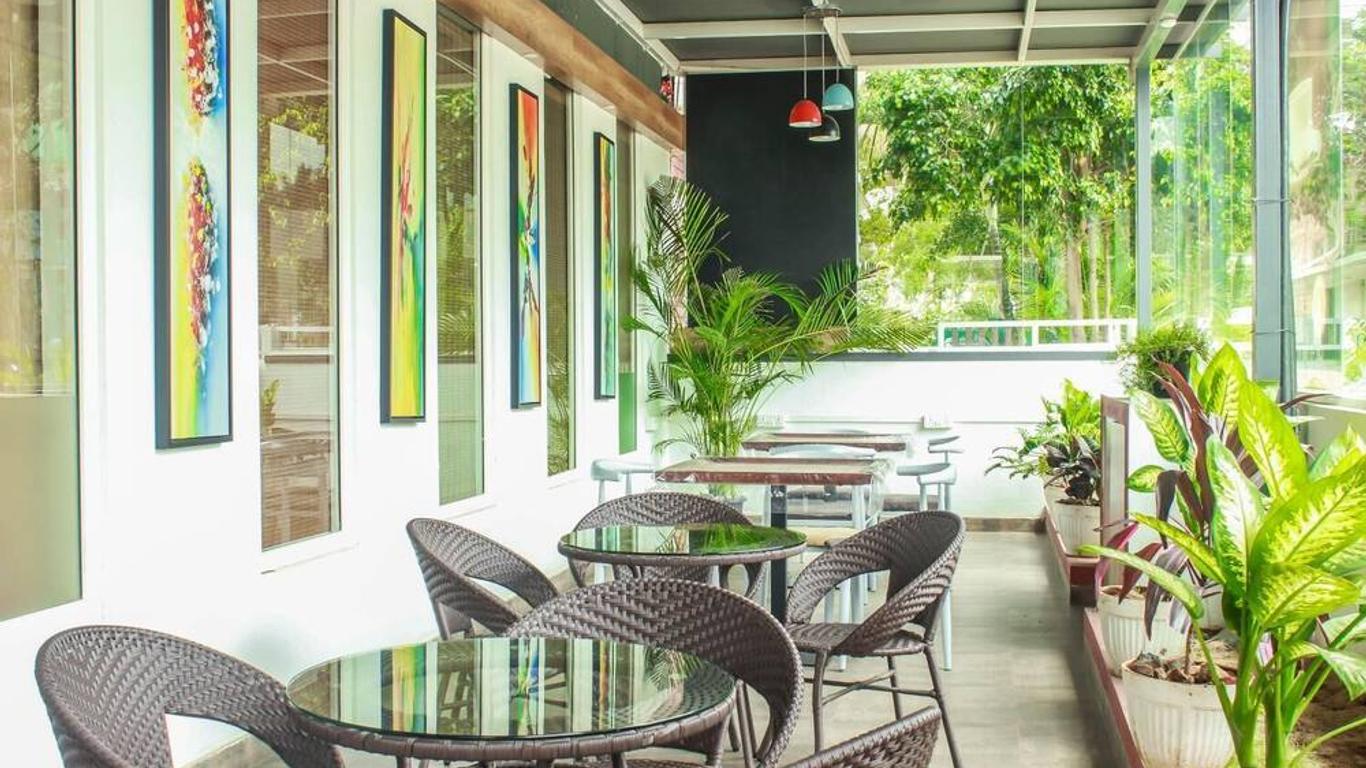 Rest Inn Skr A Petrichor Hotel