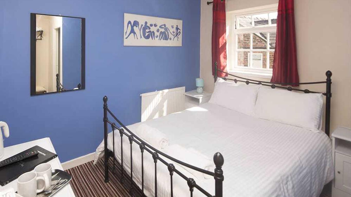 The Crown Hotel