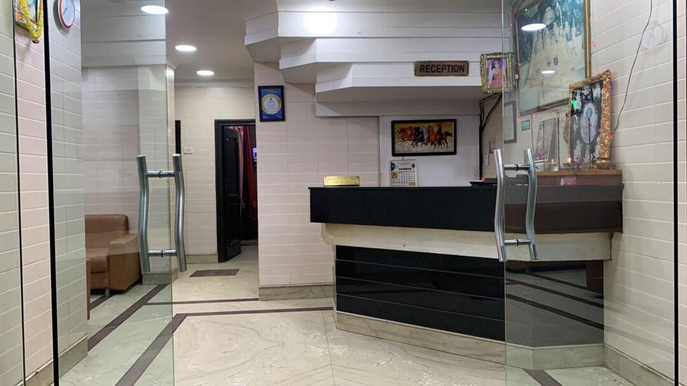 Hotel Tara Deluxe