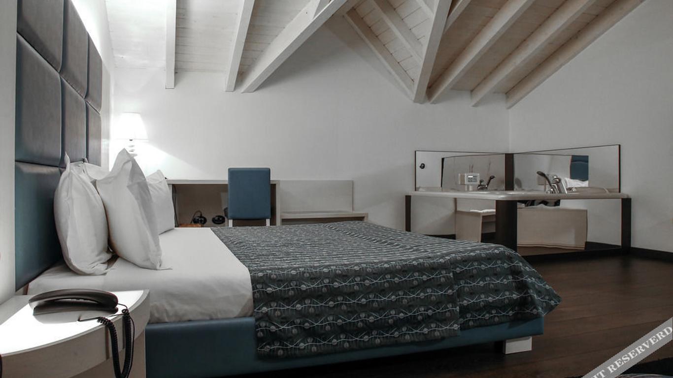 Blu9 Hotel