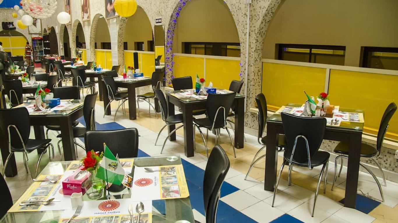 Hotel Rosebud Suites & Apartments