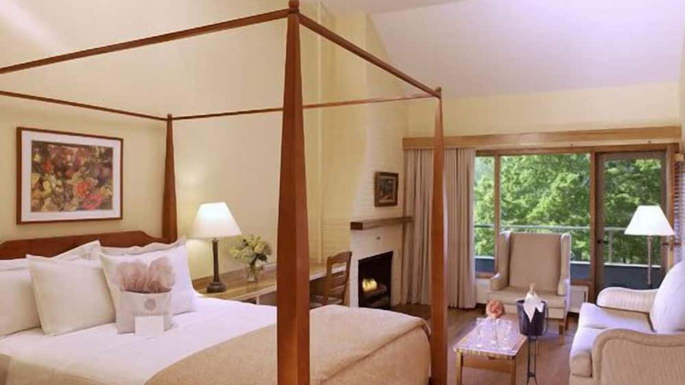 New Harmony Inn Resort And Conference Center