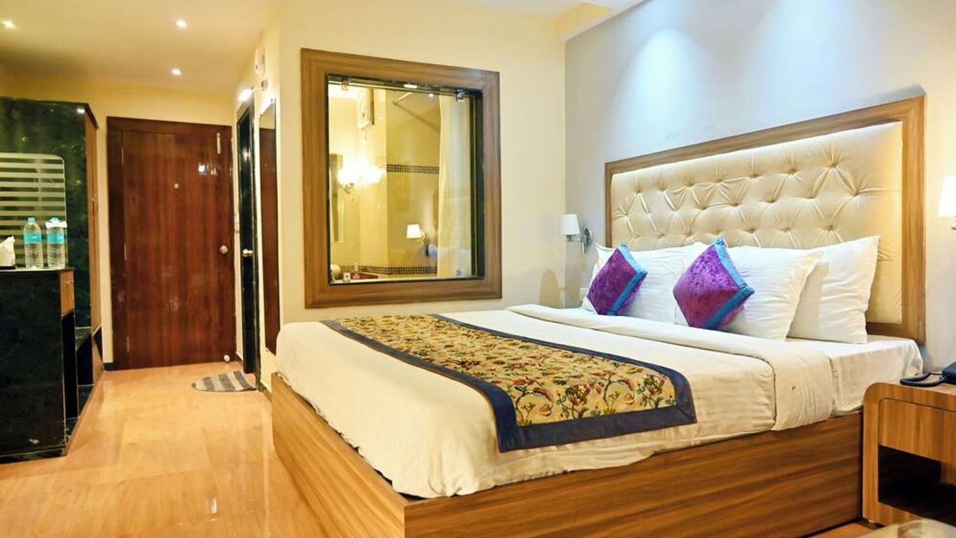 Woods Inn Resort