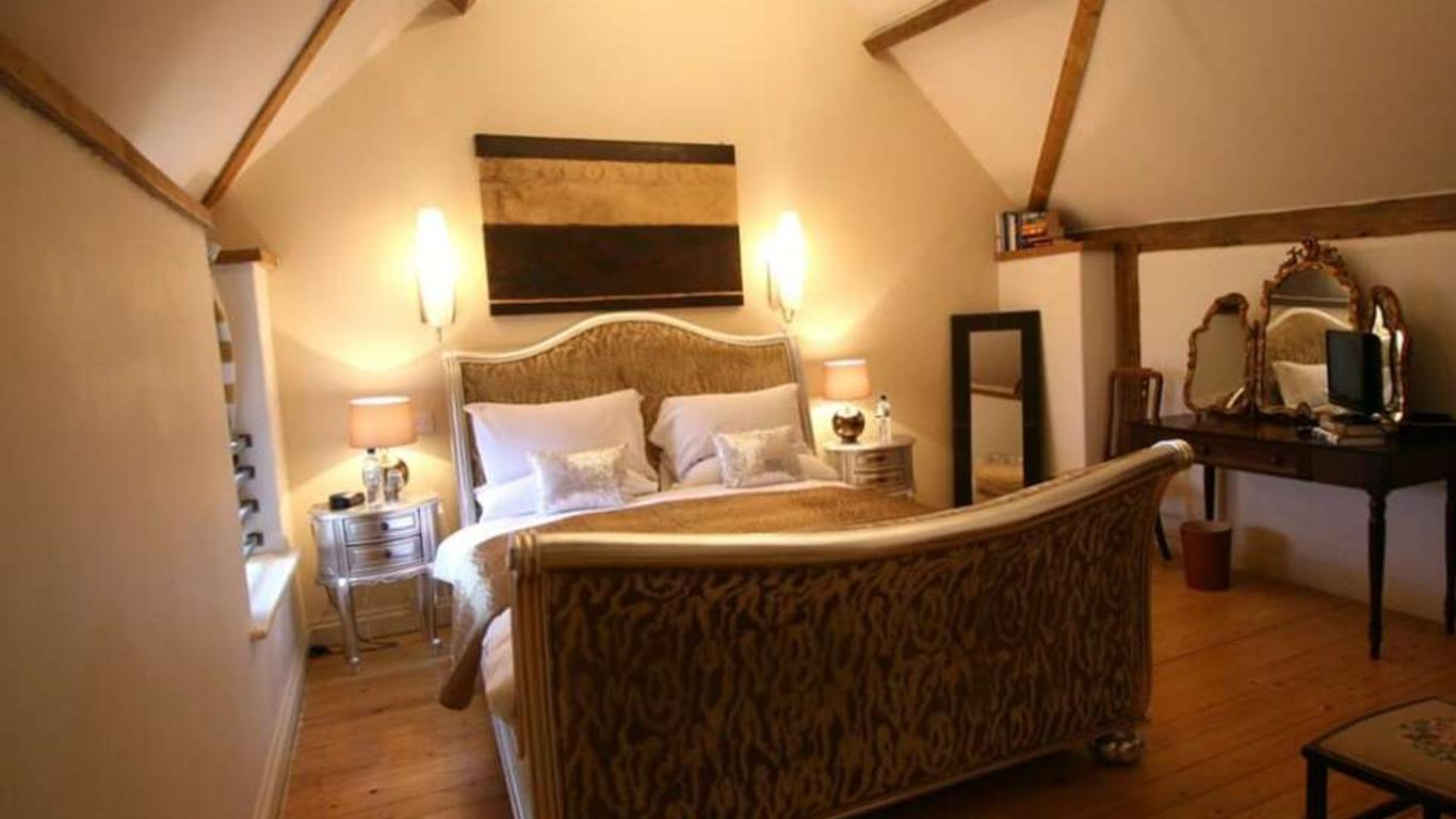 The Fat Fox Inn