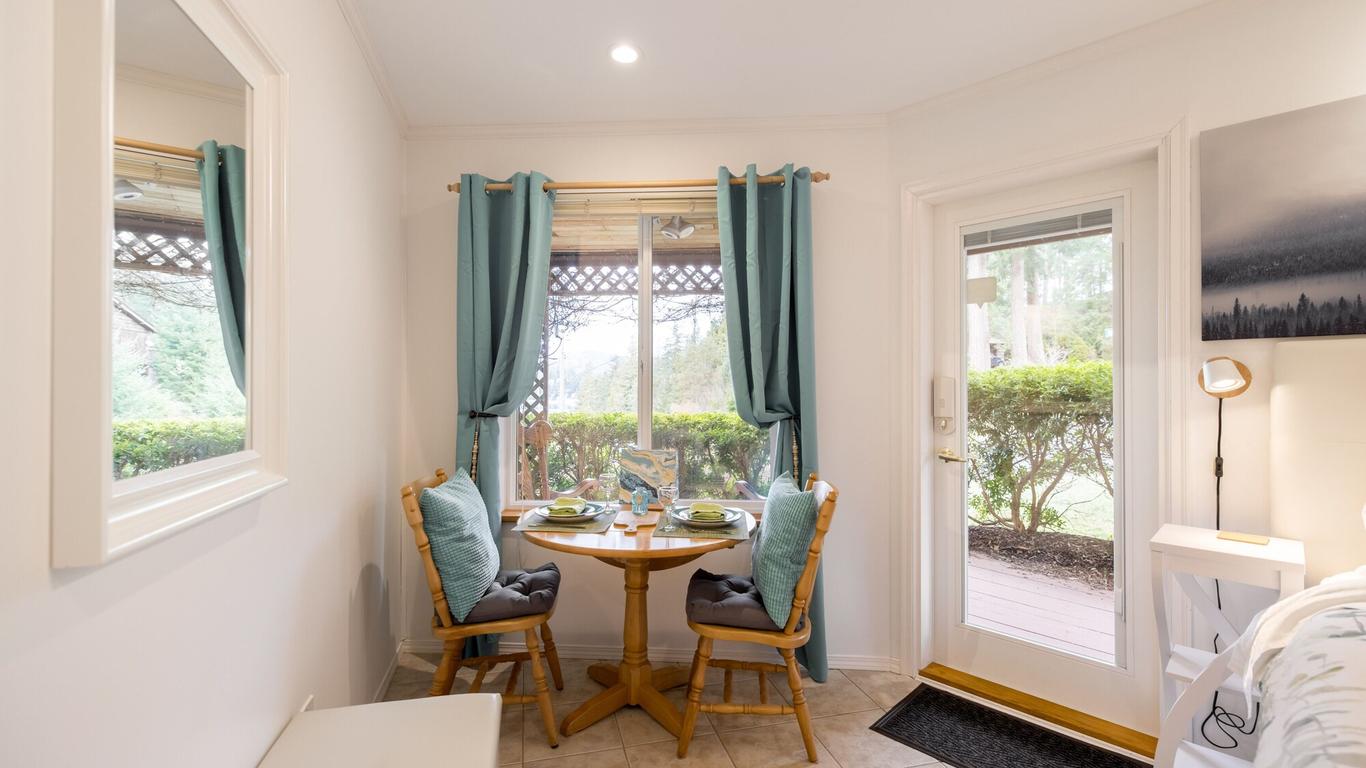 Enchanter Ocean View Suites