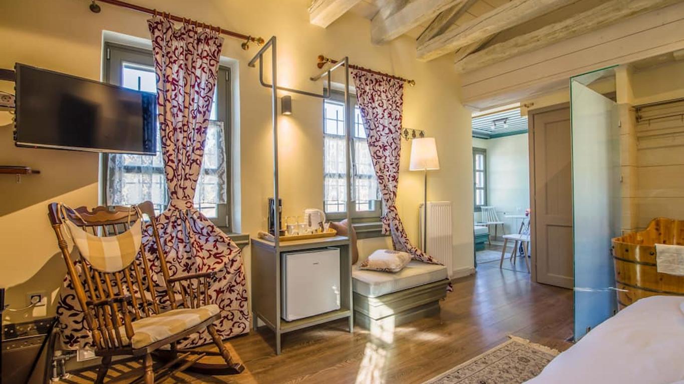 Pirrion Wellness Boutique Hotel