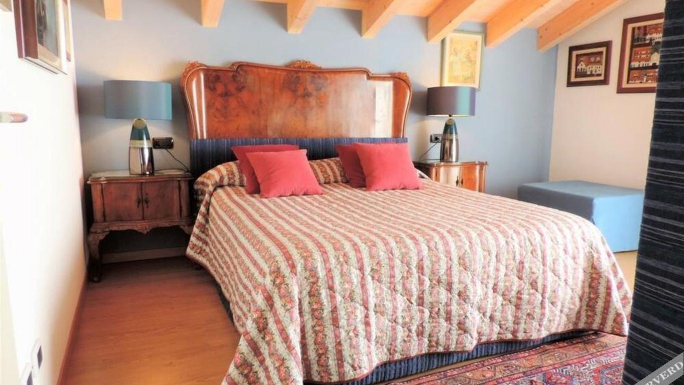La Collina Since 2008 No Smoking B&b