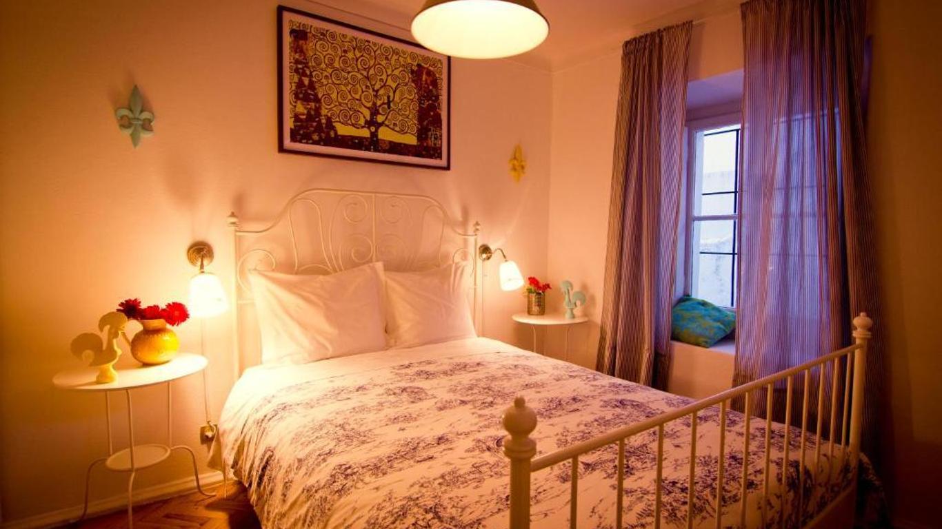 Cascais Boutique Hostel