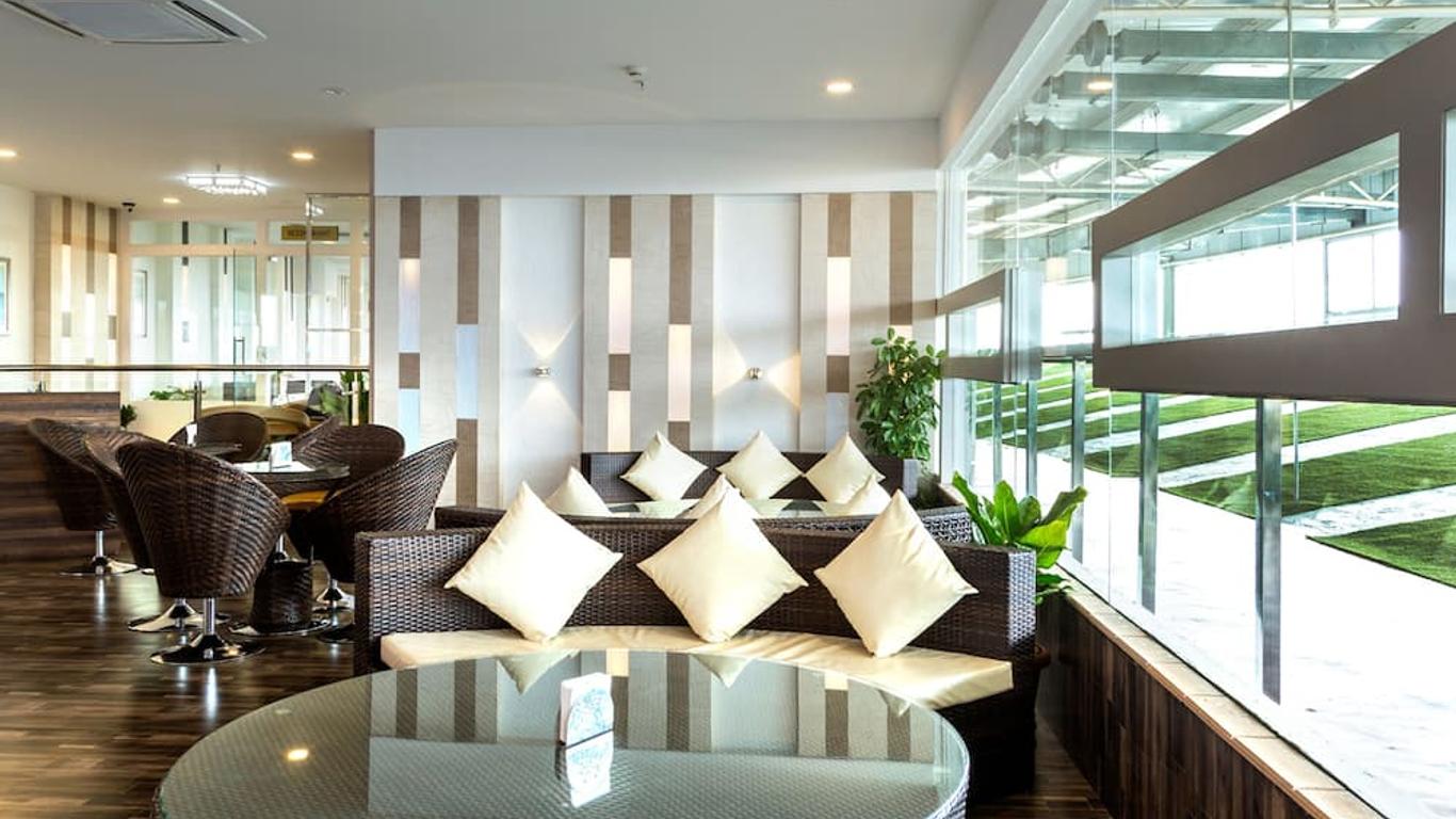 Supreme Boutique Hotel
