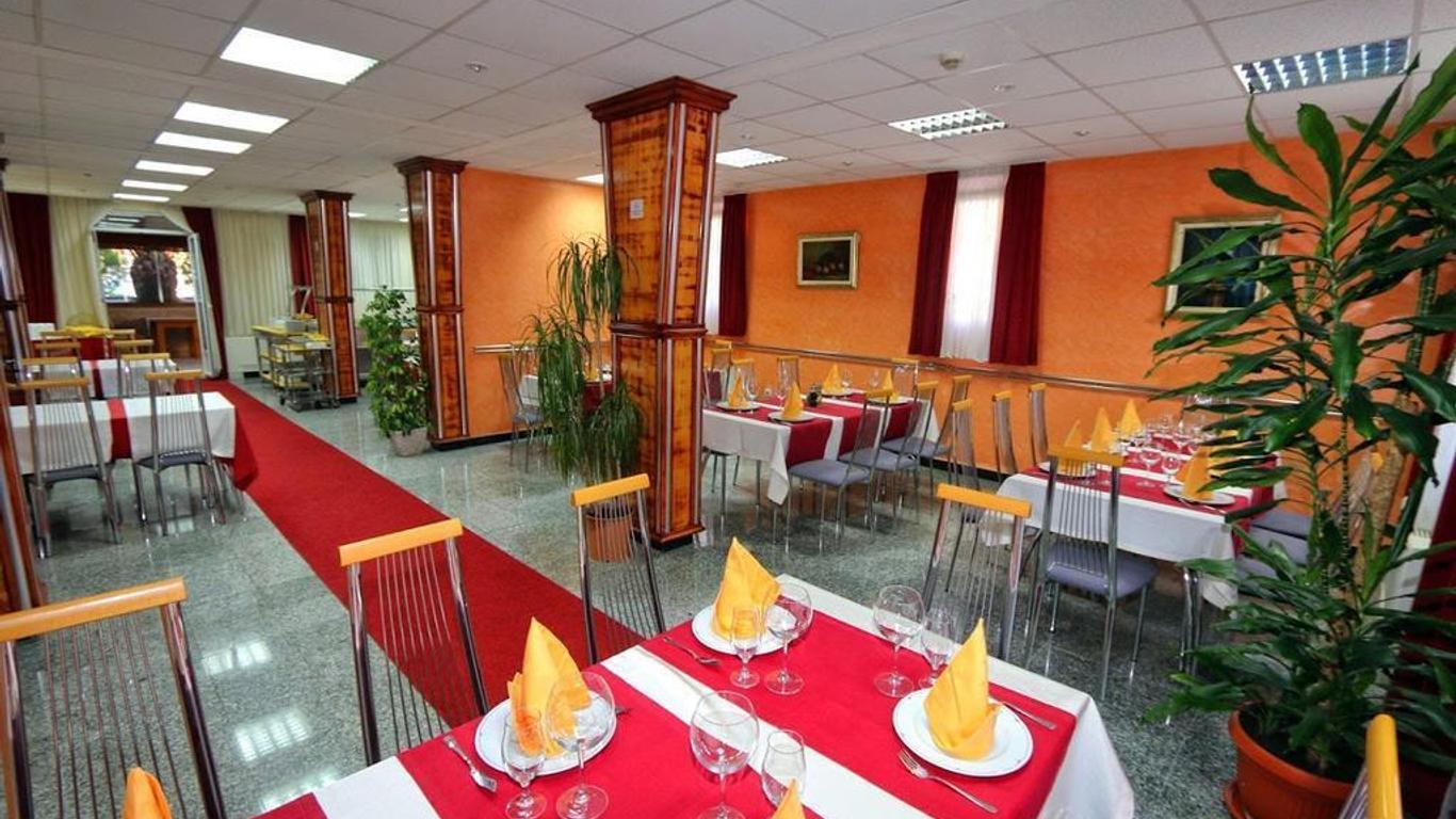 Hotel Podostrog
