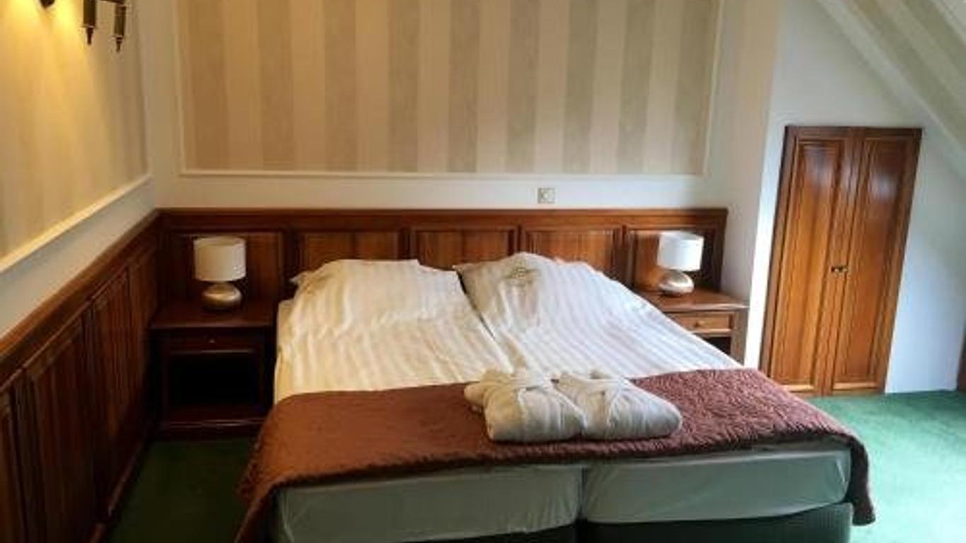 Kastélyhotel Sasvár Resort