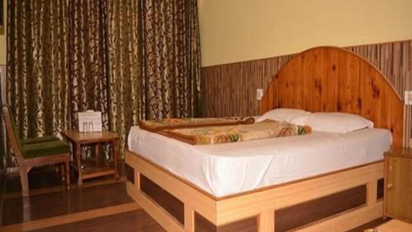 Hotel Tashila - Manali