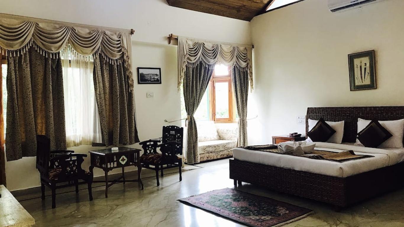 Alcor Spa Resort Kasauli