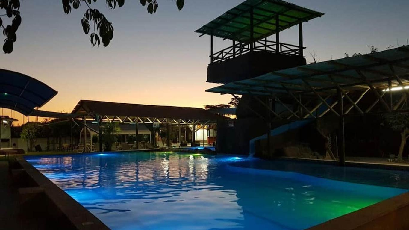 Navola Inn