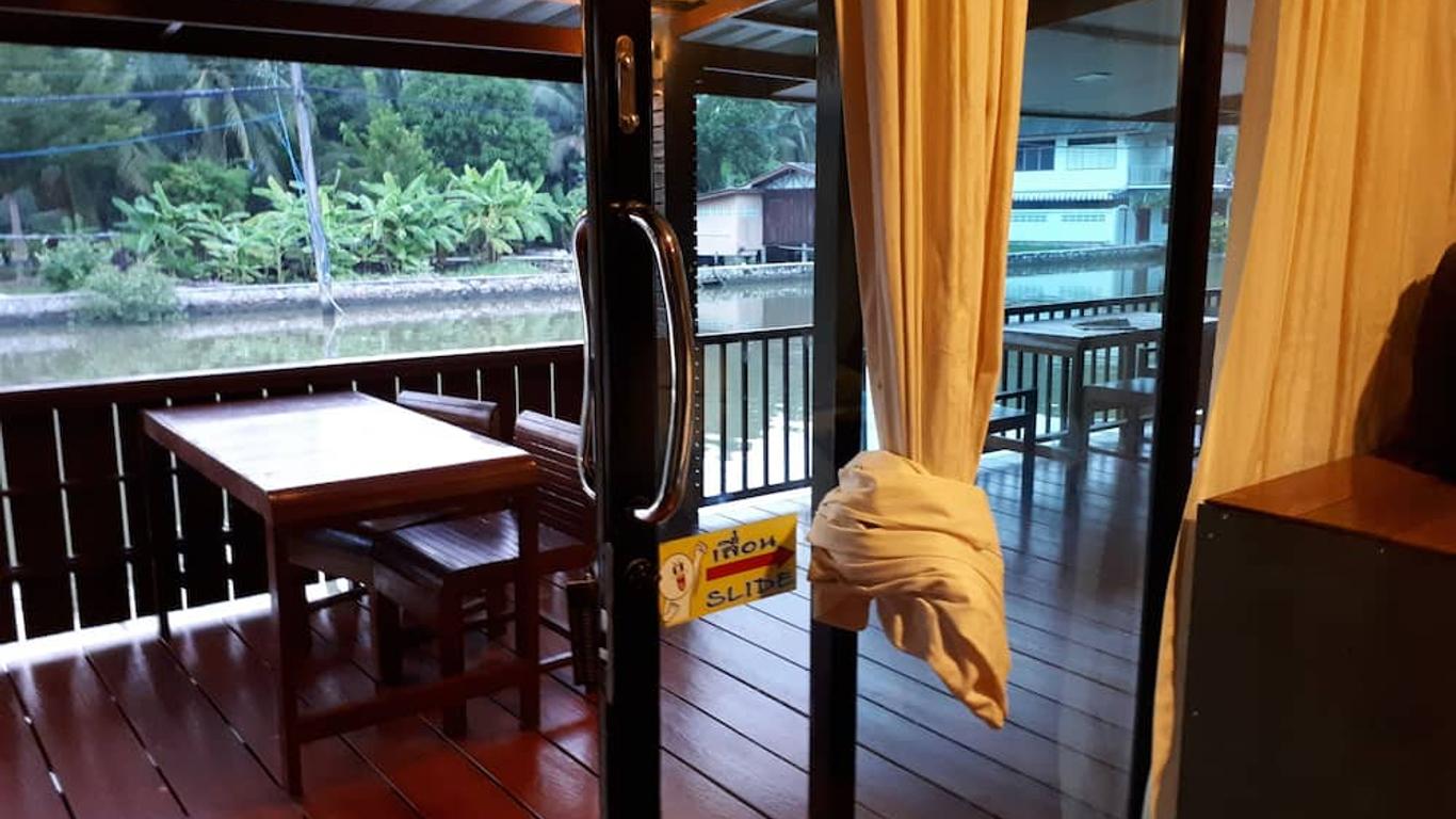 Baansuankamnun Montree