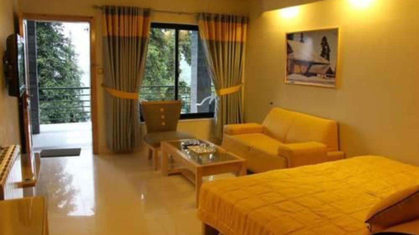 Summer Retreat Hotel