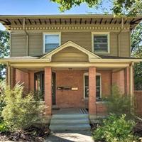 Historic Apartment - Walk to CSU Campus and Old Town