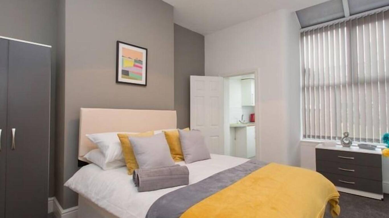 Townhouse @166 Ruskin Rd