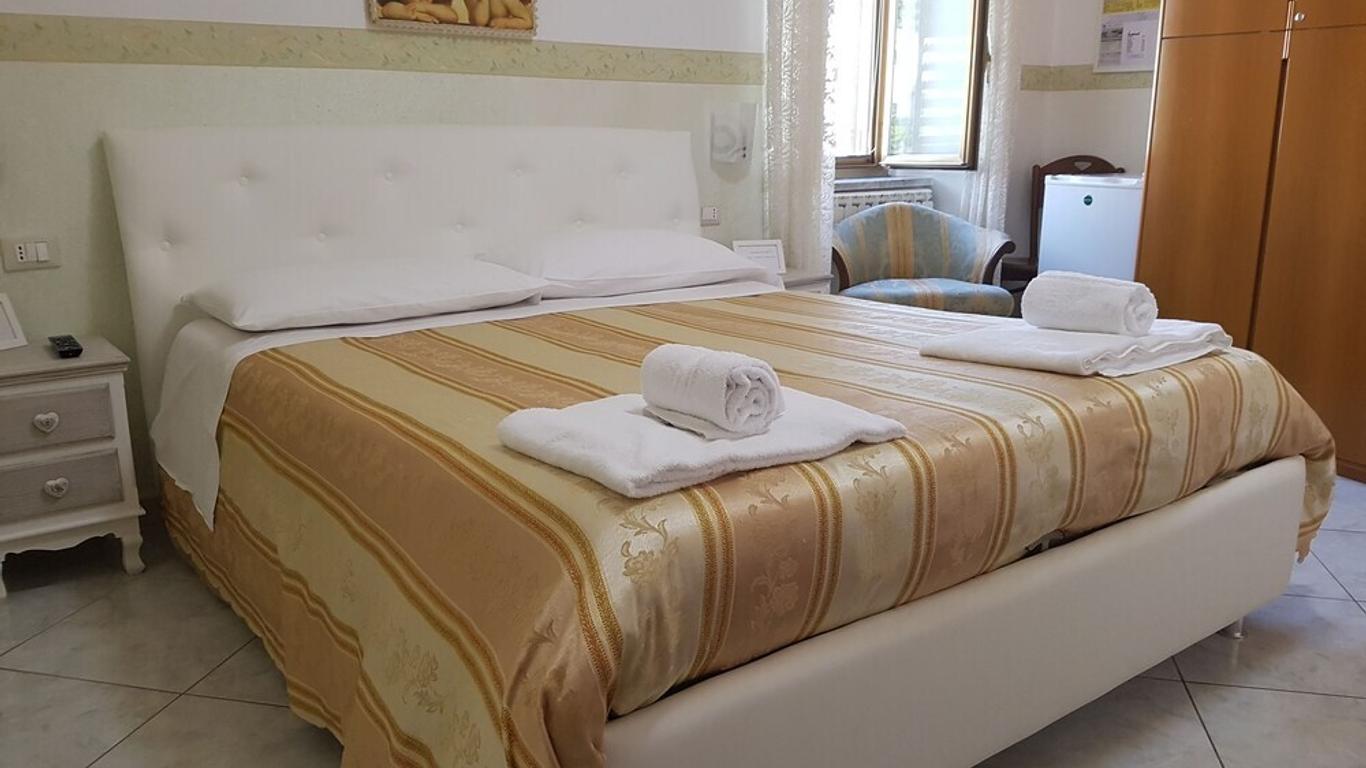 B&B Trono Del Sol