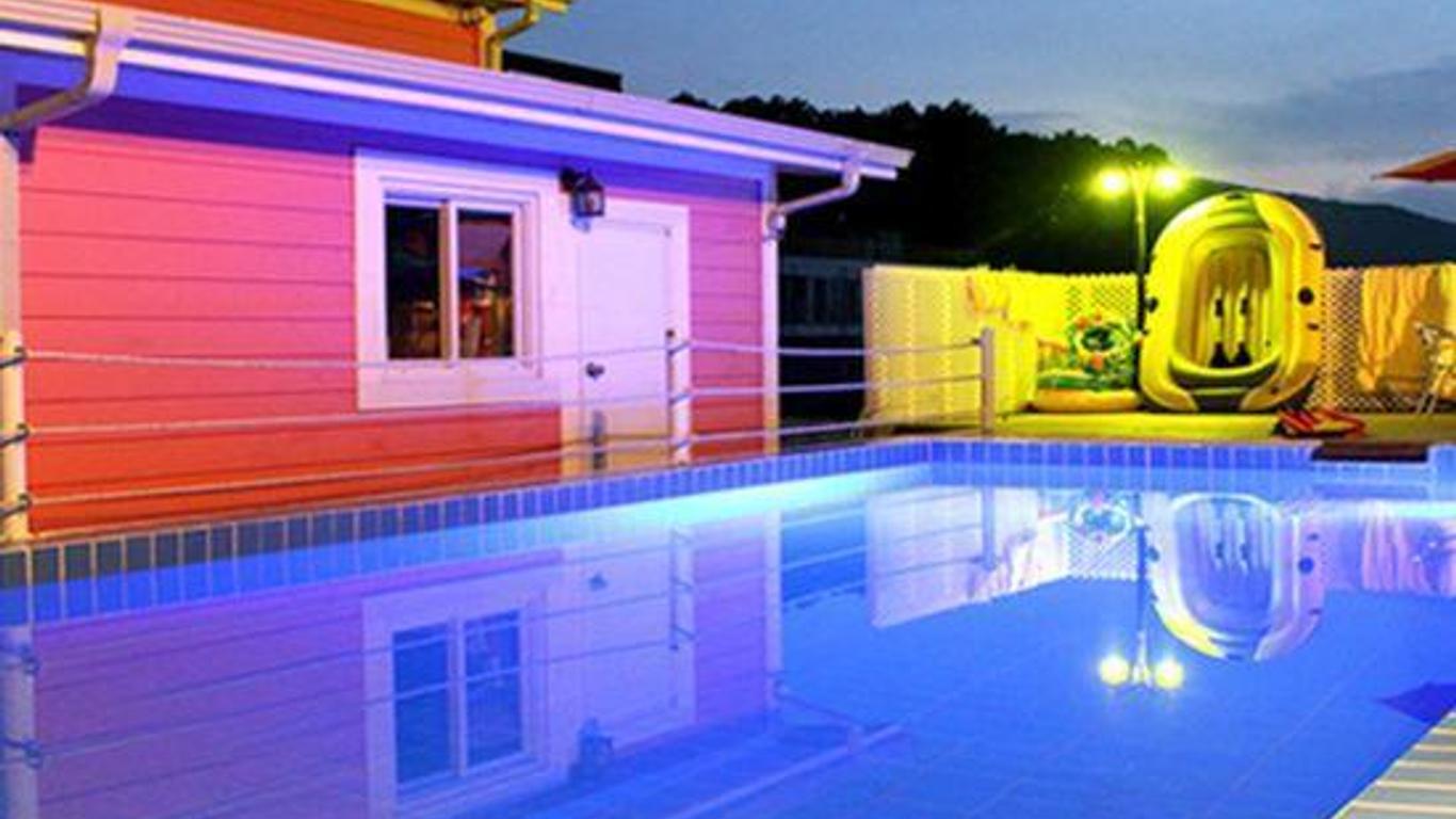 Ganghwado Pink House Pension