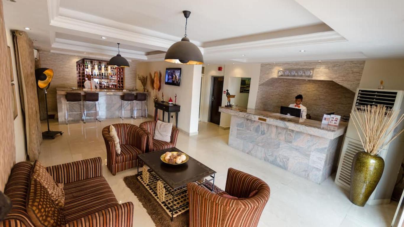 Pearl Gate Hotel