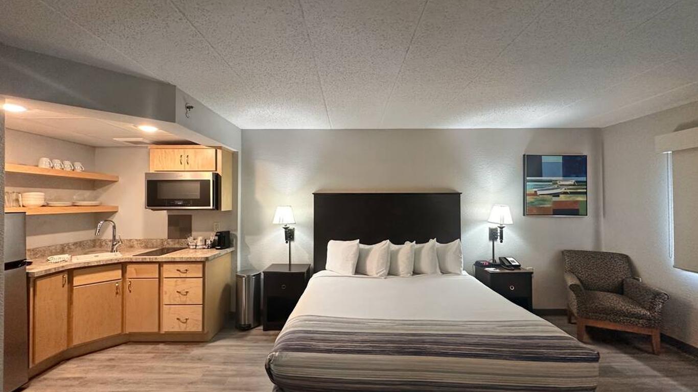 AmericInn by Wyndham Menominee