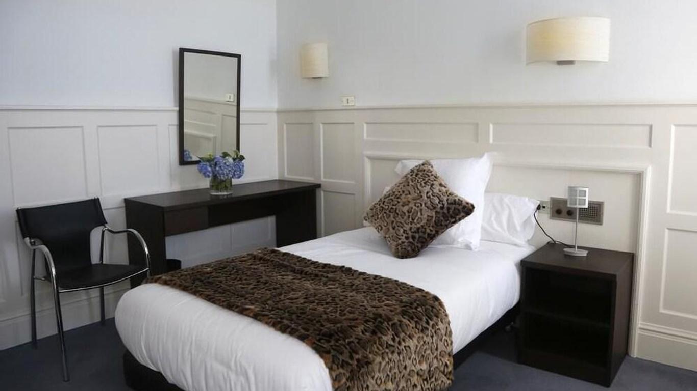 Hotel Olajauregi