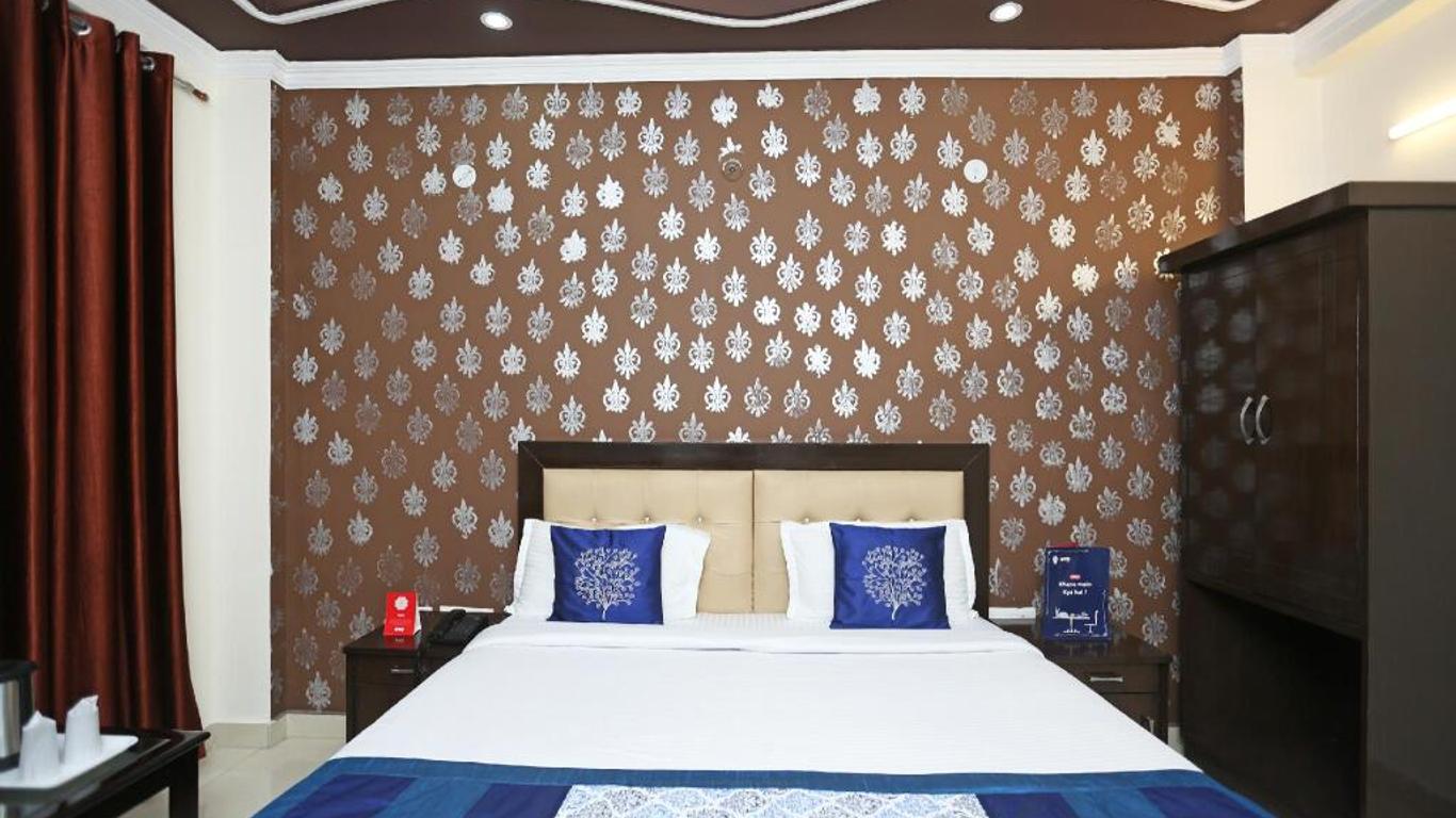 OYO 6163 Hotel City Palace