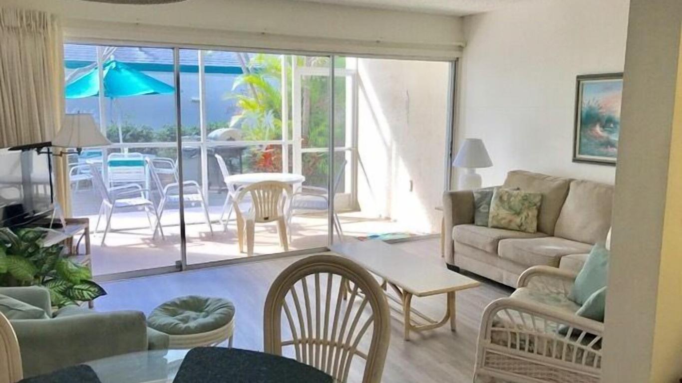 Coconuts Beach Resort
