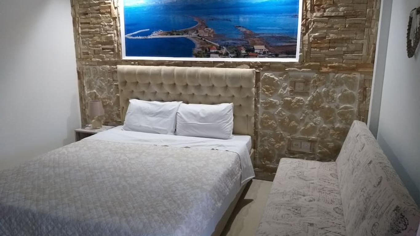 Petrakis Beach