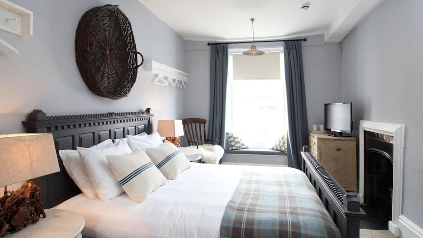 Black Lion Hotel