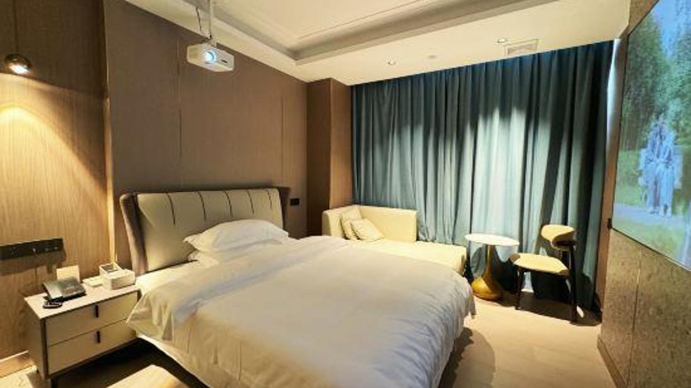 Junhua Hotel (Shantou University Road Branch)