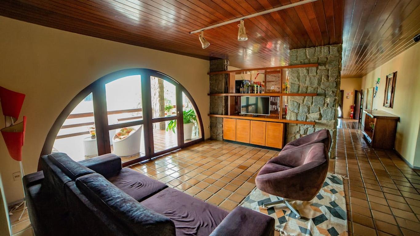 Hotel Tres Palmeiras