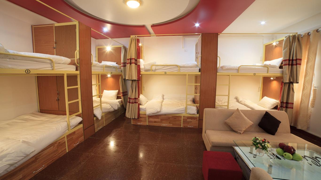 Snooze Hotel