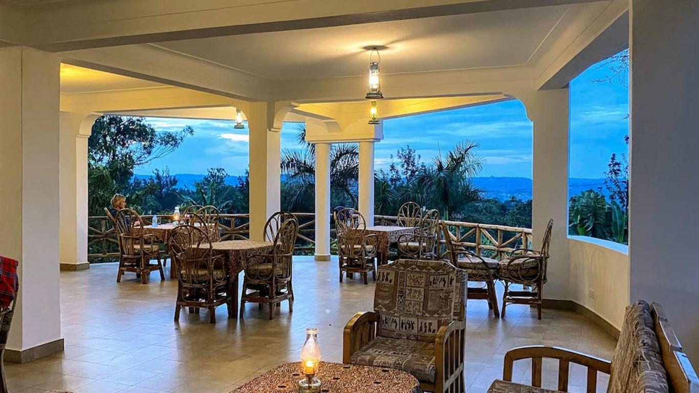 Banda Lodge
