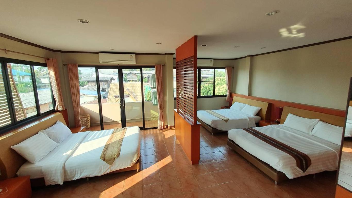 Kwan Phayao Villa
