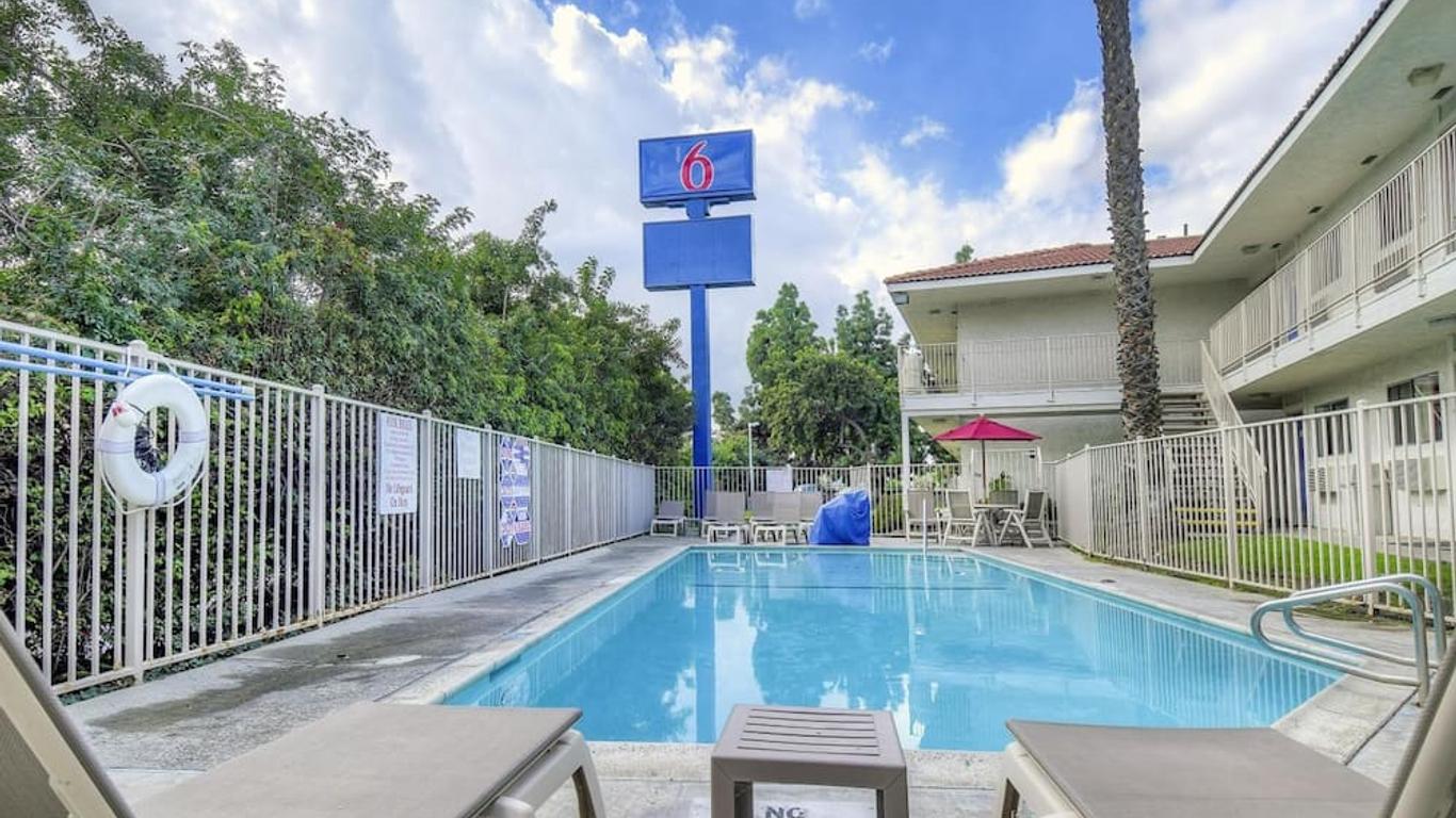 Motel 6 Chino Los Angeles Area