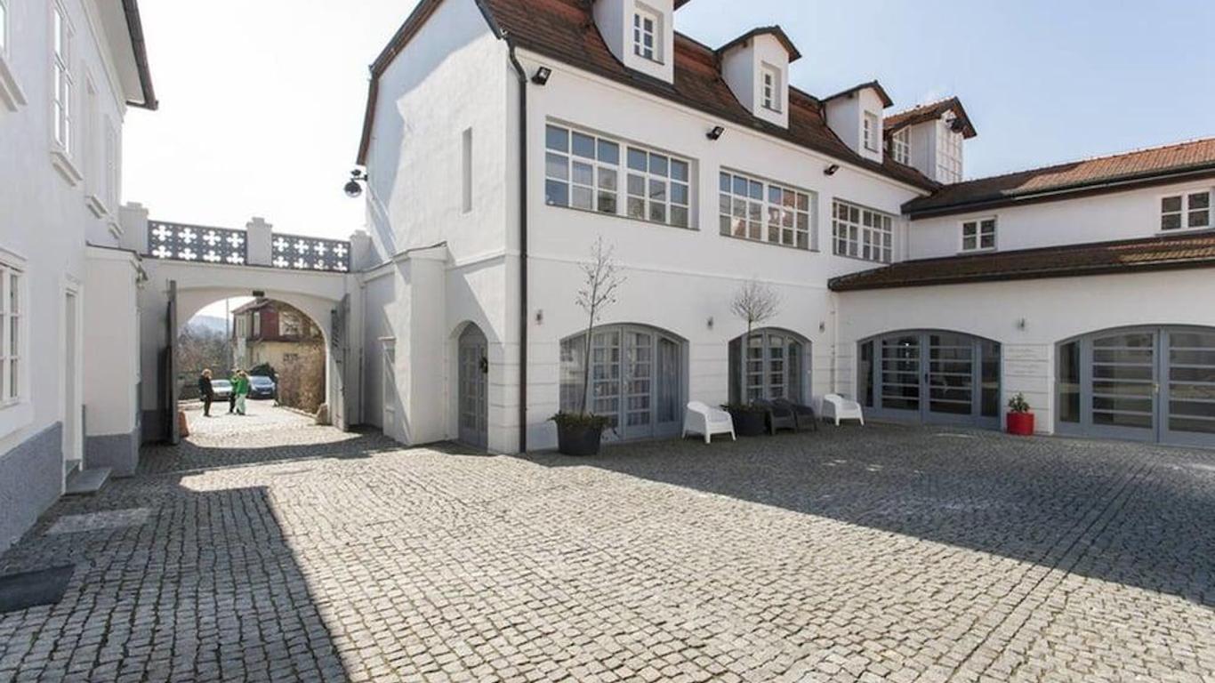 St. Terezie - Baroque Residence